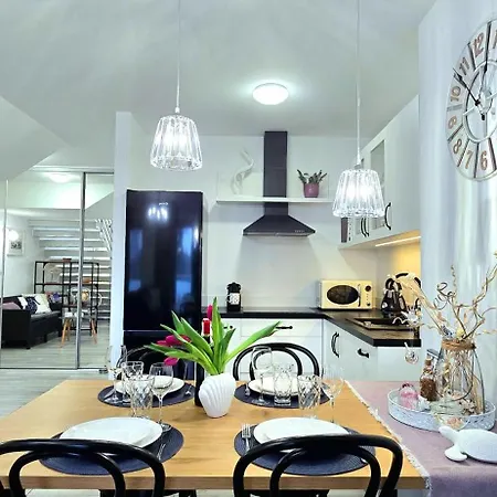 Lubie Morze By Triapart